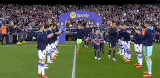 开云下载-【西甲】莱万破门5球领跑射手榜，巴萨1比2皇家社会