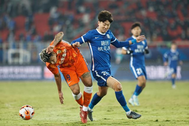 kaiyun-【中超】马尔康破僵吴兴涵救主 三镇主场1比1泰山